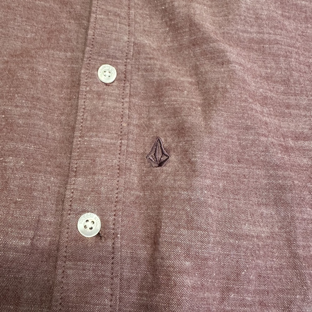 Volcom Long Sleeve Button Shirt Men's Size Small Red Modern Fit Pocket - Picture 6 of 8